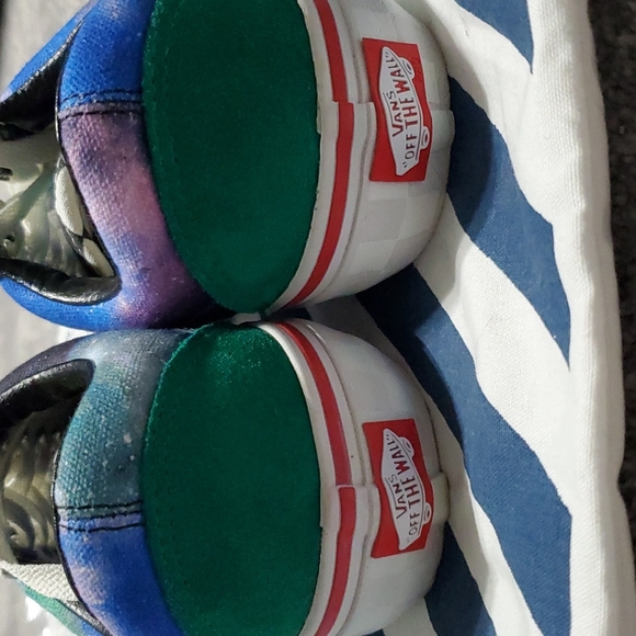 NWOT Custom Made Space checkered Van's - Picture 3 of 5